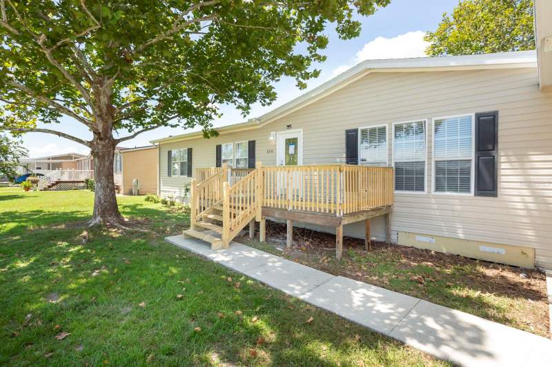 3 bedroom Manufactured Home at 8336 Chance Drive, Wilder Trace Ph 01, Lakeland — photo 3