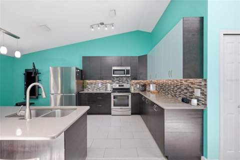 1014 Conley Drive, Oviedo FL - photo 12 of 34