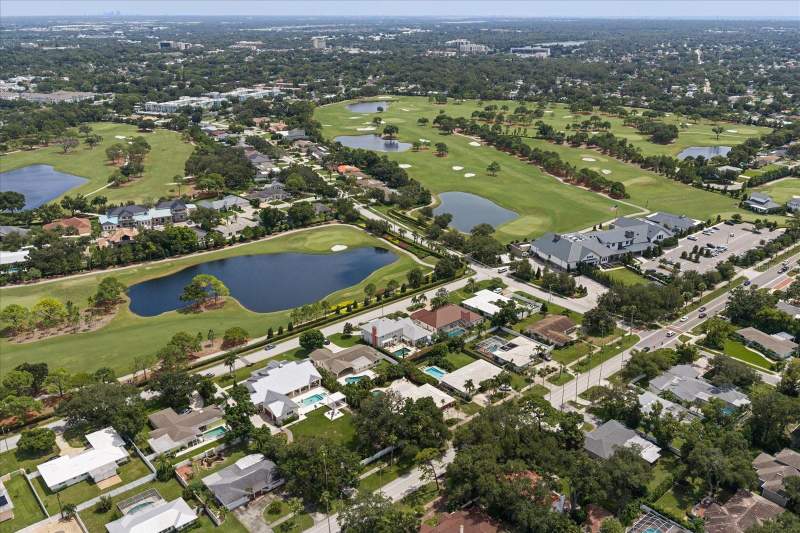 4 bedroom Single Family Residence at 1322 Golf View Drive, Belleair Estates, Belleair — photo 5