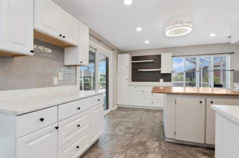 303 Barstow Court, Sun City Center FL - photo 19 of 60