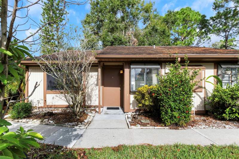 Villas Of Forest Lakes