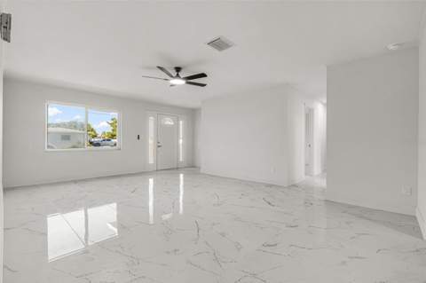 4405 Pinfish Lane, Palmetto FL - photo 8 of 41