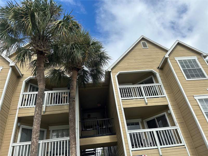 1083 S HIAWASSEE ROAD #635 home for sale in Tradewinds