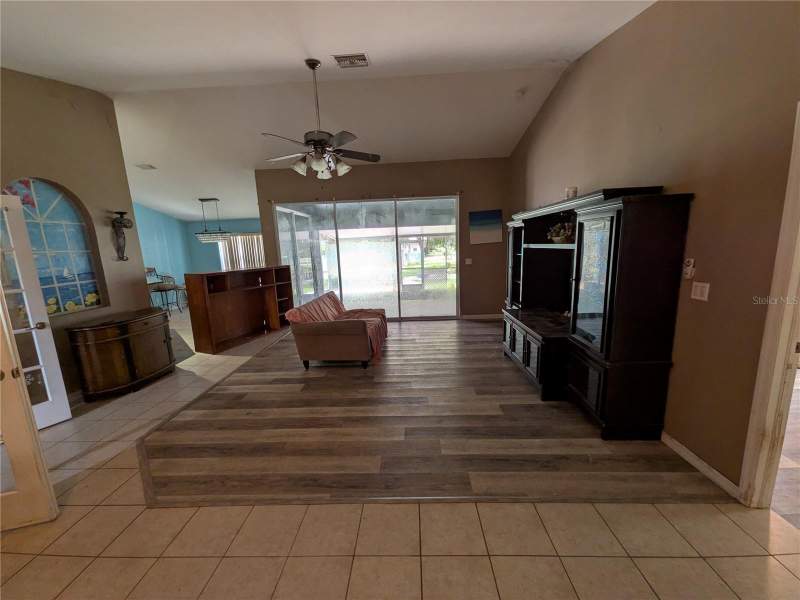 3 bedroom Single Family Residence at 1813 Jackson Avenue, Lehigh Acres, Lehigh Acres — photo 3