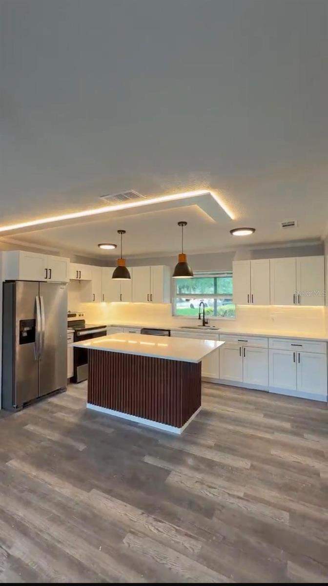 4 bedroom Single Family Residence at 1000 E Dixie Avenue, Leesburg Poinciana Heights, Leesburg — photo 3