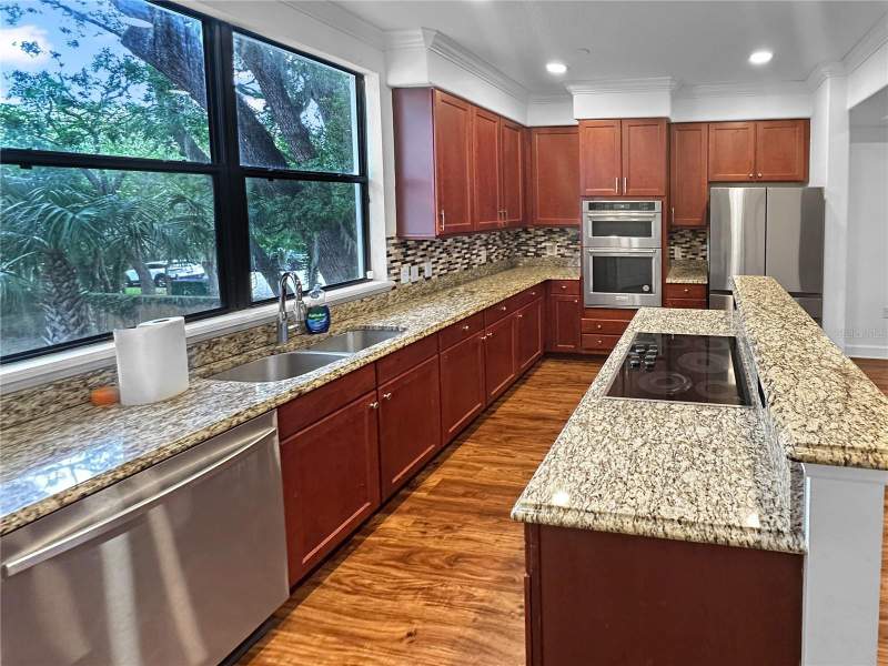 4 bedroom Townhouse at 584 Copley Lane, Copley Square, Orlando — photo 4