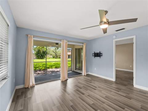 7113 Bright Creek Drive #100, Sarasota FL - photo 11 of 44