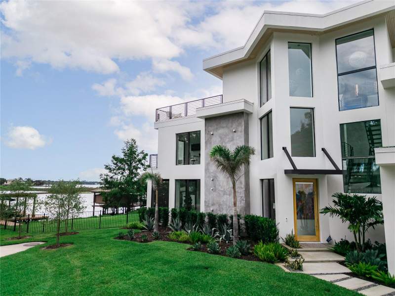 5 bedroom Single Family Residence at 9061 RON DEN LANE, DOWN ACRES ESTATES, WINDERMERE — photo 2