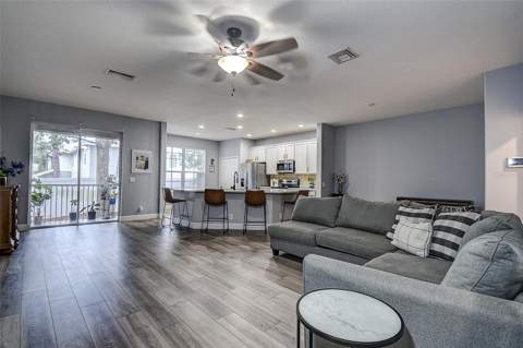 1426 Hillview Lane, Tarpon Springs FL - photo 6 of 6