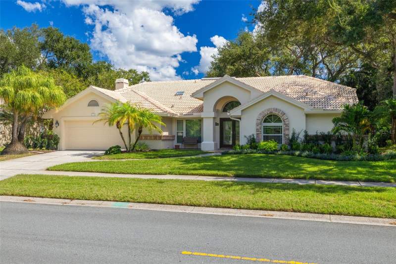 4 bedroom Single Family Residence at 2715 Country Woods Lane, Country Woods, Palm Harbor — photo 2