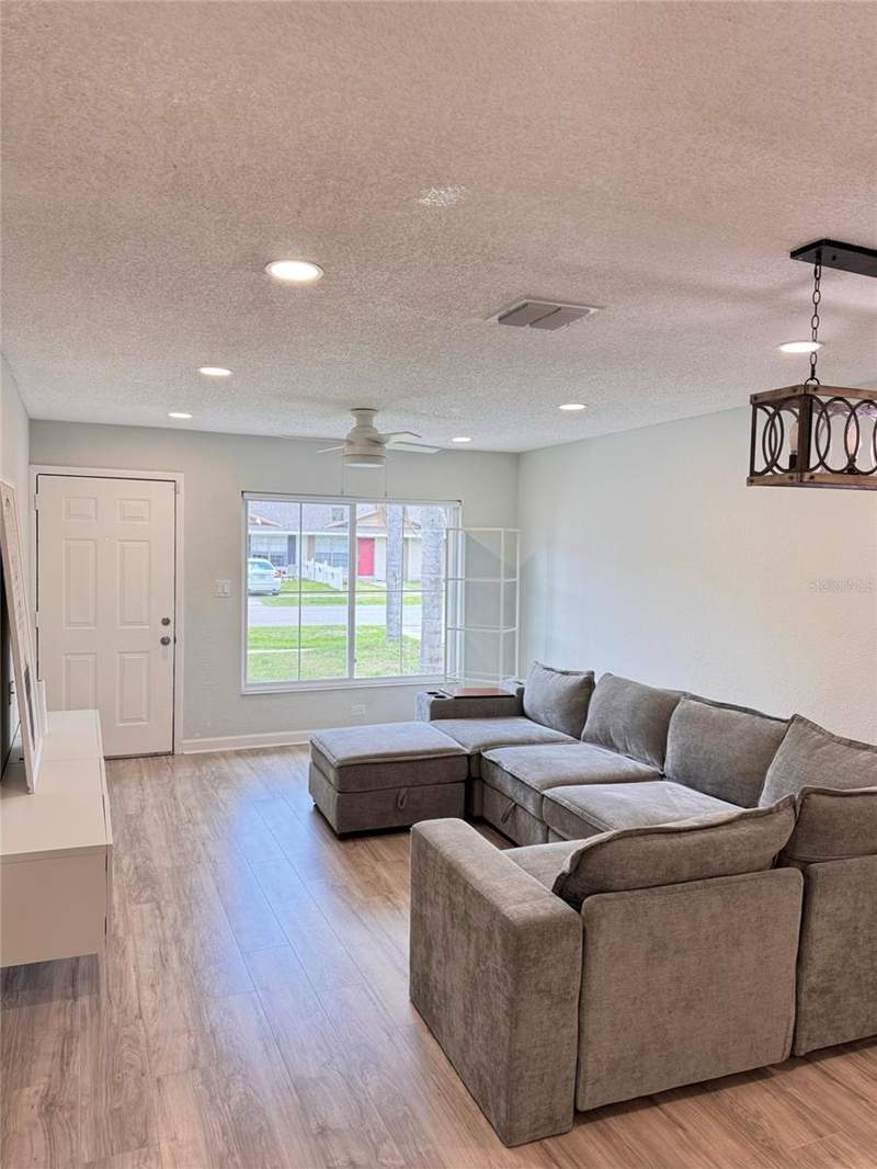 2 bedroom Half Duplex at 8043 Puffin Drive, Quail Hollow At Rio Pinar, Orlando — photo 5