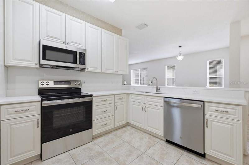 3 bedroom Villa at 30115 E Emmetts Court, Meadow Pointe Prcl 12, Wesley Chapel — photo 5