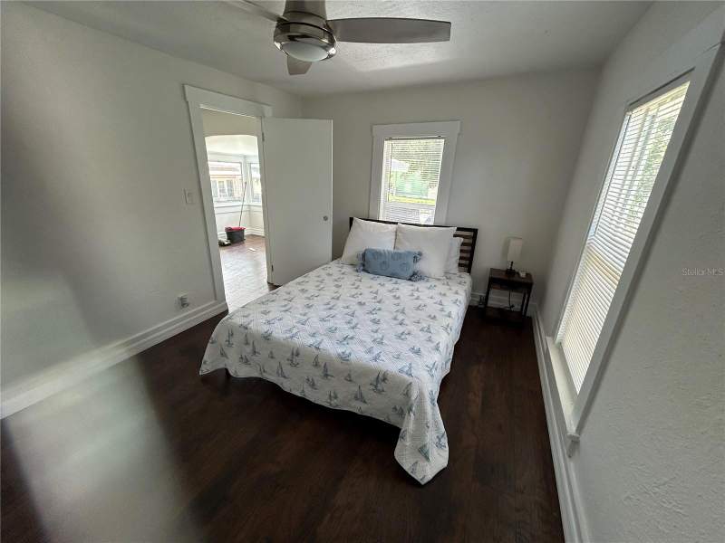 3 bedroom Single Family Residence at 2321 Trelain Drive, Trelain Add, St Petersburg — photo 5