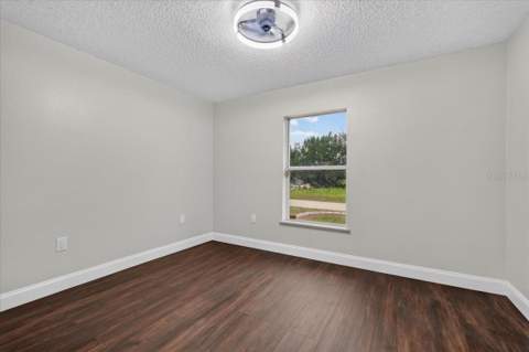8221 Normandy Drive, Weeki Wachee FL - photo 22 of 40