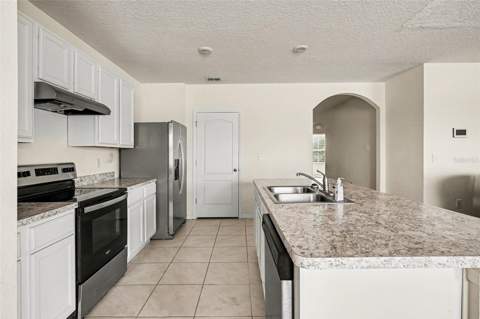 693 Squires Grove Drive, Winter Haven FL - photo 10 of 31