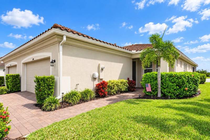2 bedroom Villa at 11598 Alessandro Lane, Renaissance/West Vlgs Ph 2, Venice — photo 5