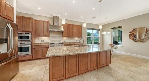8101 Gabanna Drive, Sarasota FL - photo 10 of 58