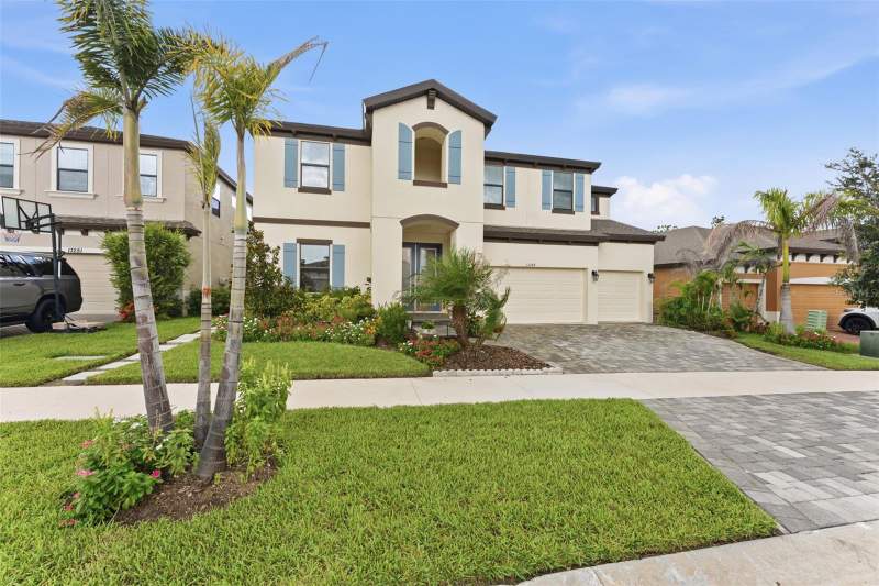 6 bedroom Single Family Residence at 13249 Wildflower Meadow Drive, Triple Crk Ph 4 Village G2, Riverview — photo 4