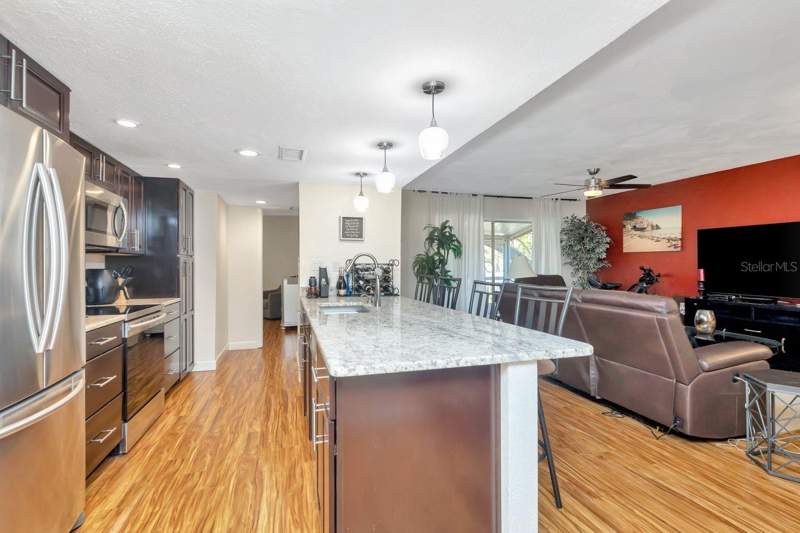 2 bedroom Condominium at 3765 41st Street #K, Bermuda Bay Beach Condo, St Petersburg — photo 5