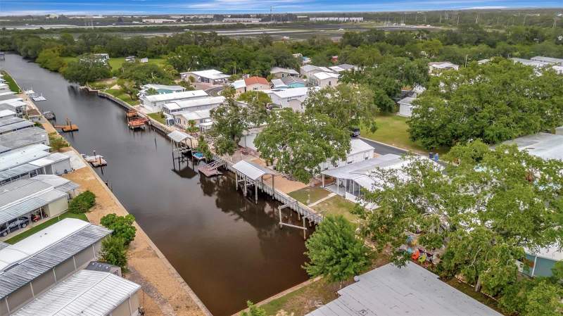 2 bedroom Manufactured Home at 106 N Saint George Circle, Caribbean Isles Residential Co, Apollo Beach — photo 3
