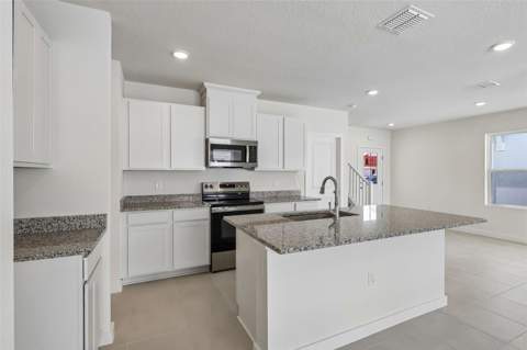 2700 Meadow Crest Drive, St Cloud FL - photo 11 of 31