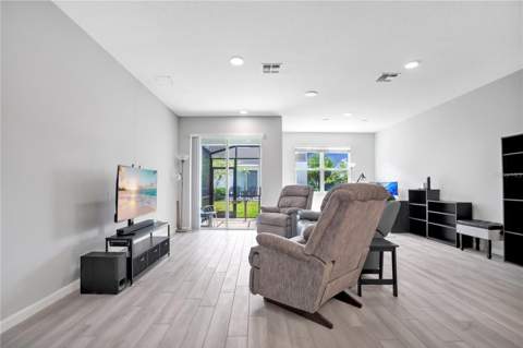 4835 Jackstaff Way, Oviedo FL - photo 10 of 37