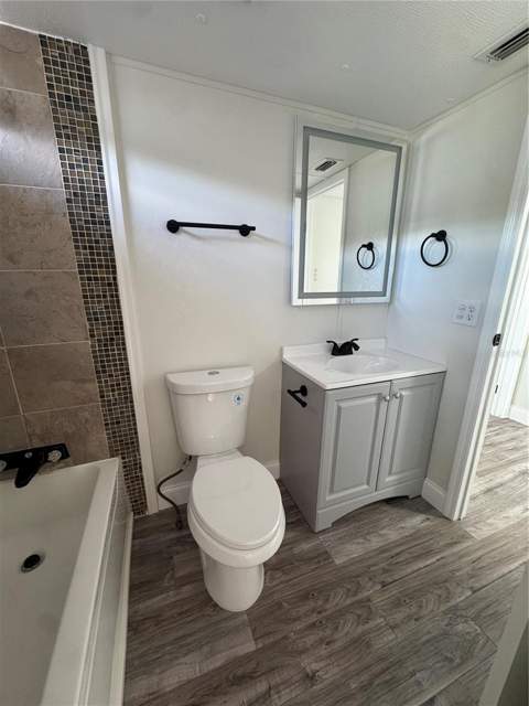 5035 Southshore Drive, Polk City FL - photo 23 of 34