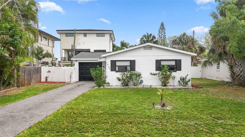 1920 NEW HAMPSHIRE AVENUE home for sale in Shore Acres Edgewater