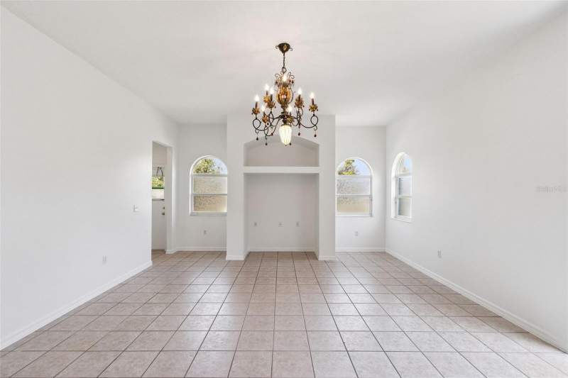 4 bedroom Single Family Residence at 7045 Branch Court, Bay Lake Ranch Unit 3, St Cloud — photo 3