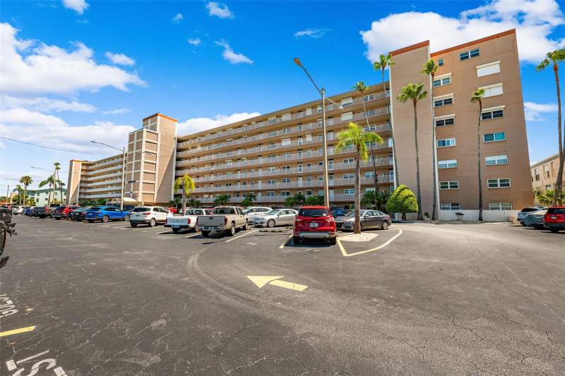 2 bedroom Condominium at 1847 Shore Drive #101, Shore Crest Bldg, St Petersburg — photo 2