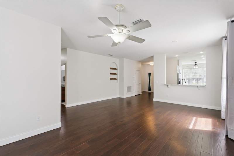 3 bedroom Single Family Residence at 1008 MAGNOLIA BLOSSOM COURT, PARKSIDE AT ERROL ESTATES SUB, APOPKA — photo 5