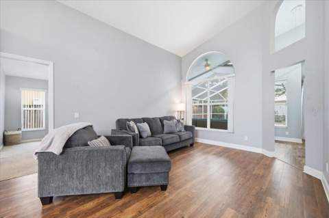 18009 Palm Breeze Drive, Tampa FL - photo 13 of 63