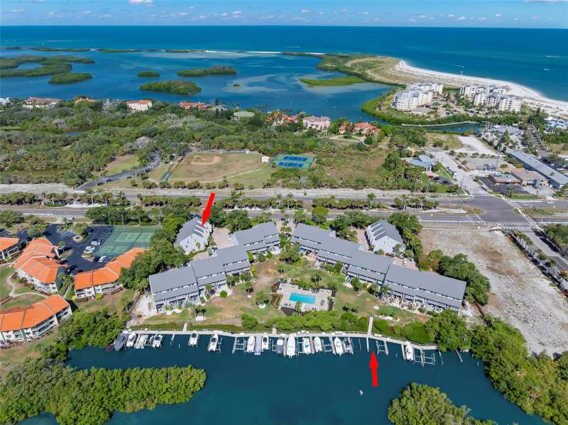 Pirates Cove Club Condo