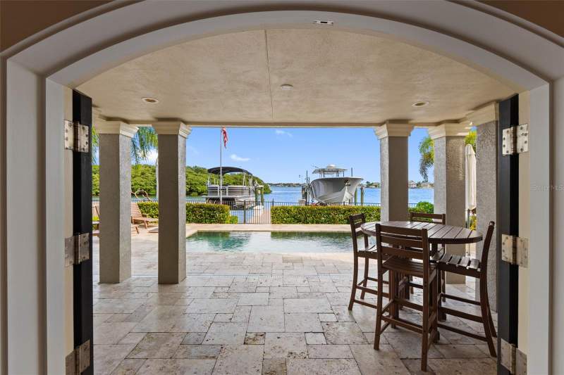 5 bedroom Single Family Residence at 505 Harbor Drive, Belleair Beach, Belleair Beach — photo 5