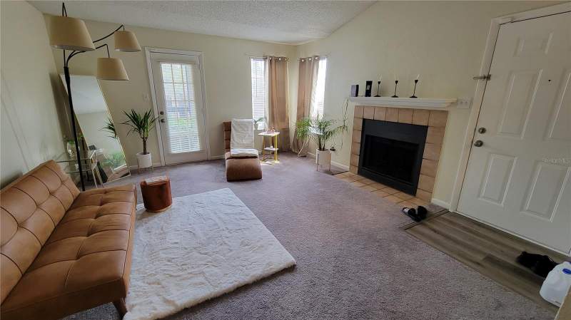 2 bedroom Condominium at 4400 Thornbriar Lane #201, Regency Gardens, Orlando — photo 2