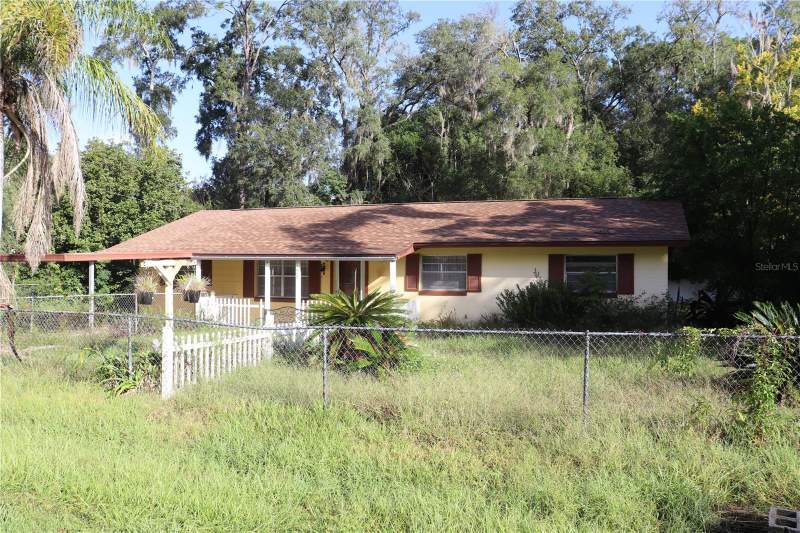 4 bedroom Single Family Residence at 1855 NE 23 Street, Northwood Park, Ocala — photo 2