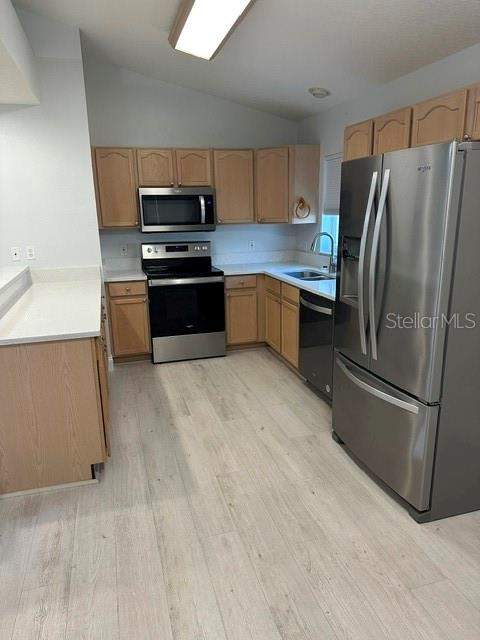 2 bedroom Single Family Residence at 1525 Challenger Avenue, Polo Park Estates, Davenport — photo 2