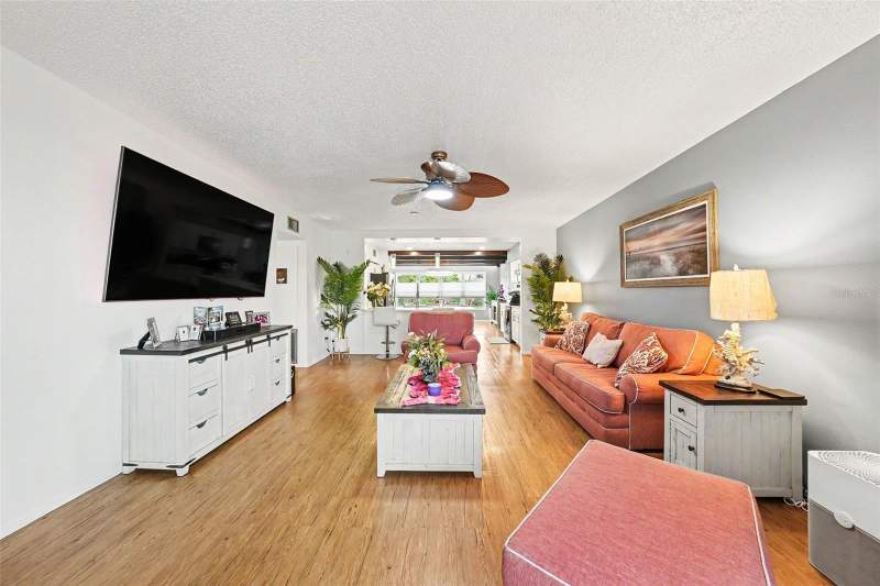 2 bedroom Condominium at 2284 Philippine Drive #69, On Top Of The World, Clearwater — photo 4