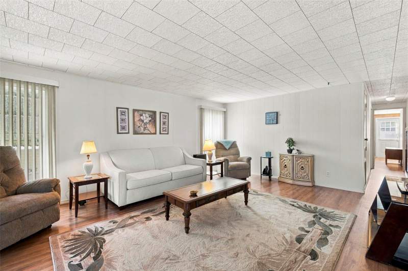 2 bedroom Mobile Home at 10444 Peaceful Drive #350, Largo, Largo — photo 5