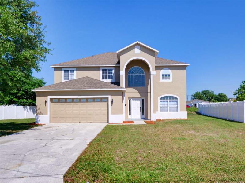 4 bedroom Single Family Residence at 307 Big Black Lane, Poinciana Nbrhd 06 Village 07, Poinciana — photo 2