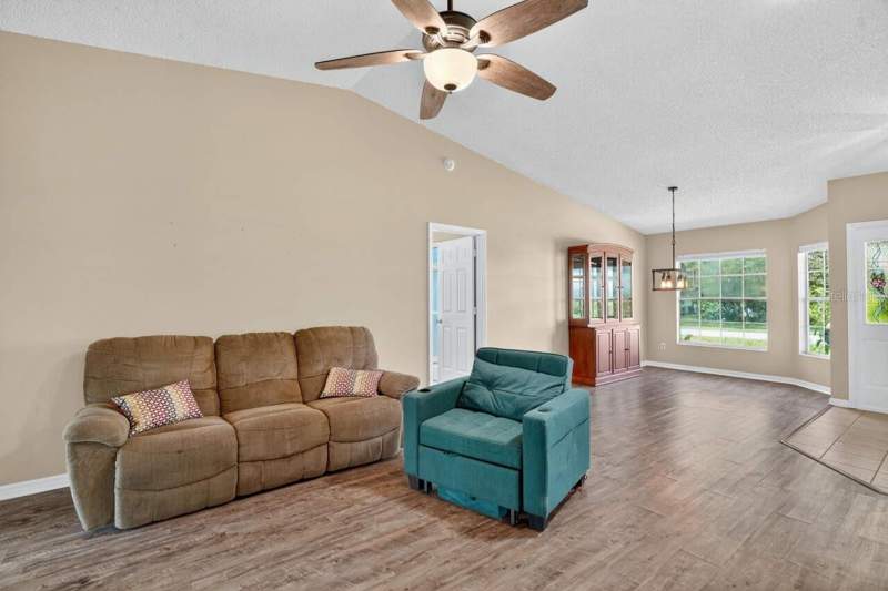 3 bedroom Single Family Residence at 25800 Belle Helene, Plantation At Leesburg Belle Grove, Leesburg — photo 4