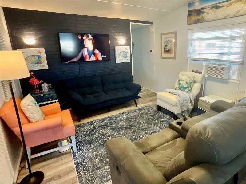 2 bedroom Mobile Home at 6580 Seminole Boulevard #510, Holiday Village Co-Op M/H Unrec, Seminole — photo 3