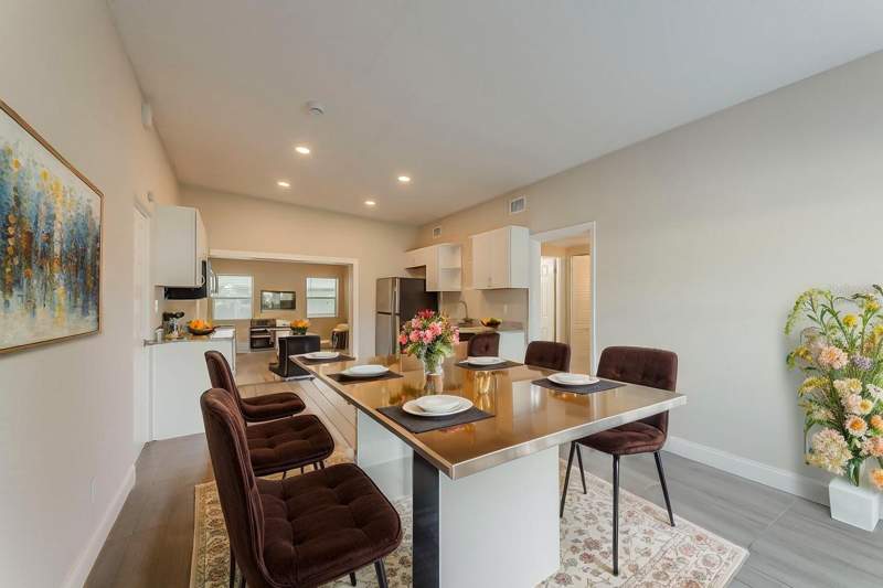 4 bedroom Single Family Residence at 1007 EMERALDA ROAD, PINE HILLS SUB 4, ORLANDO — photo 4