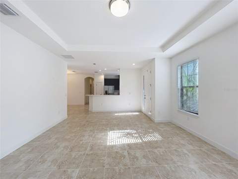 8335 Alberata Vista Drive, Tampa FL - photo 6 of 6