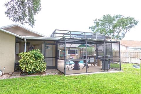 1418 Stonehenge Way, Palm Harbor FL - photo 8 of 44