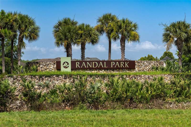 3 bedroom Townhouse at 8515 Vedder Ln, Randal Park, Orlando — photo 2