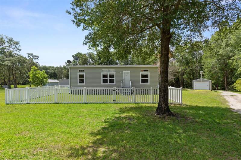3 bedroom Manufactured Home at 18303 SW 27th Street, Lake Tropicana Ranchettes, Dunnellon — photo 4