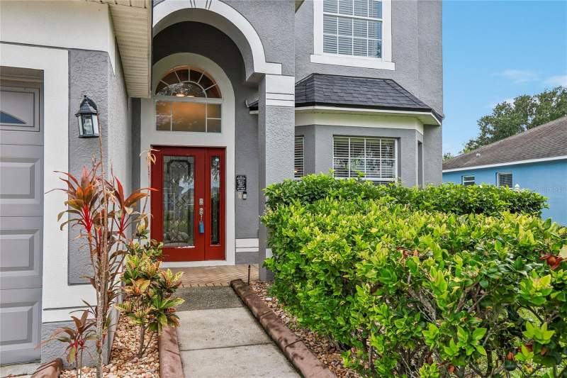 5 bedroom Single Family Residence at 13231 Graham Yarden Drive, South Fork Unit 9, Riverview — photo 3