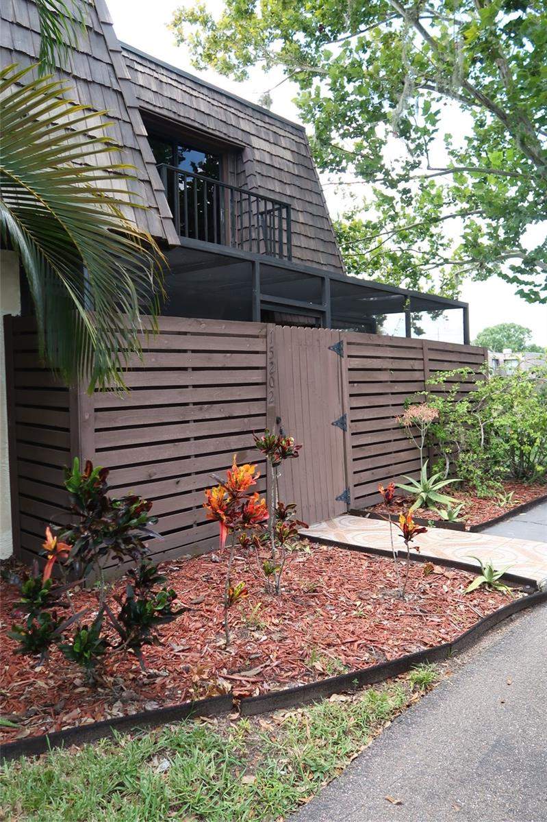 3 bedroom Condominium at 15202 E Pond Woods Drive #9, Quail Run Ph II A Condo, Tampa — photo 2