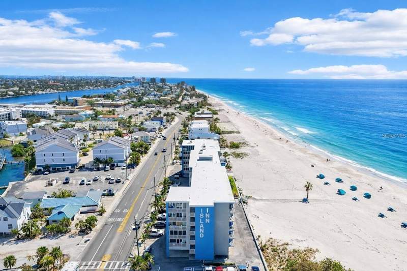 1 bedroom Condo - Hotel at 9980 Gulf Boulevard #318, Island Inn Condo, Treasure Island — photo 4